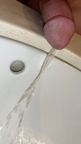 cock cut cock pee peeing piss pissing thick cock clip