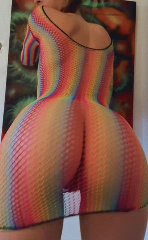 taste the rainbow ??? 50% discount on my OF, cum play w/ me! I offer free cock ratings
