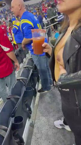 Nipples Public Sideboob clip