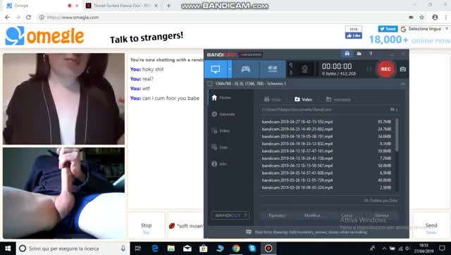 Porca spettacolare mi fa esplodere il cazzo su omegle - (got her snap too)