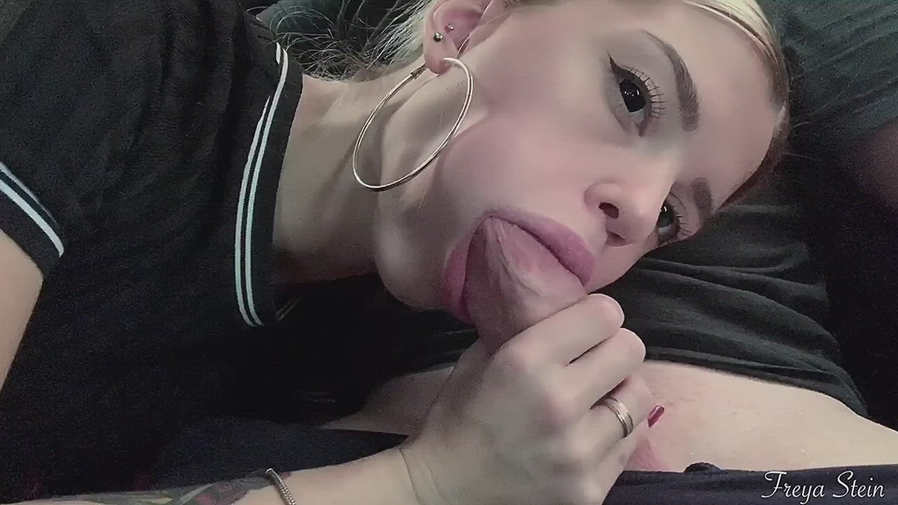 Blowjob Cum Swallow Cute Deepthroat Schoolgirl clip