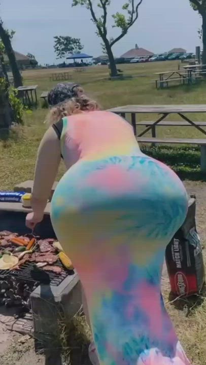 Bubble Butt Latina Worship clip