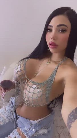 Latina Bimbo