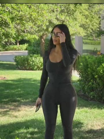 Kim in Kardashians