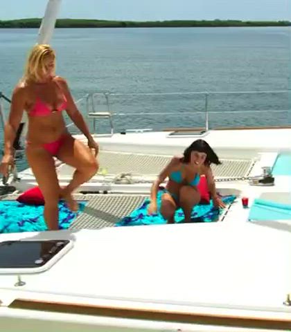 bikini boat tits clip