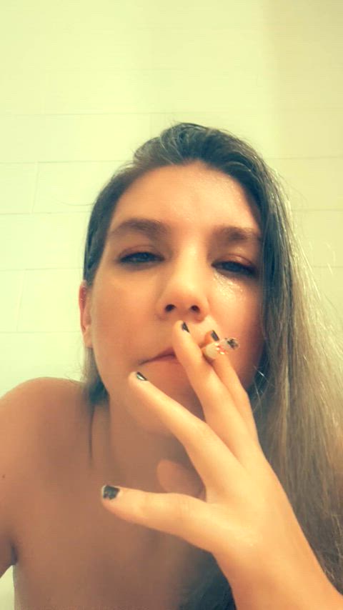 bathtub brunette fetish smoking valerierayne13 smoking-fetish clip