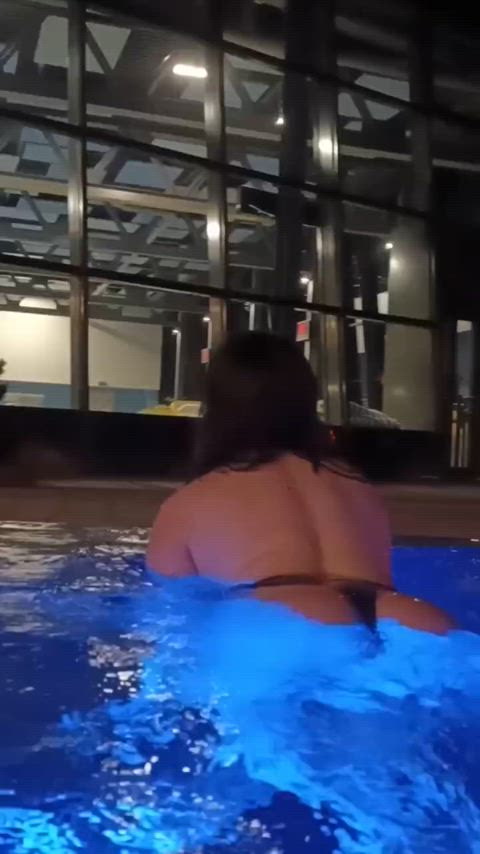 ass bathtub big ass latina onlyfans spanish swimming pool underwater wet wet and