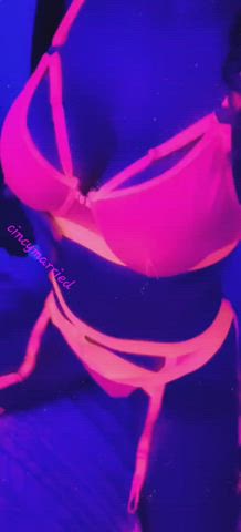 bisexual cuckquean dancing lingerie milf sensual tease clip