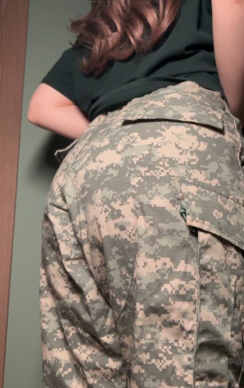 amateur army ass big ass booty cute homemade teen uniform thick-booty clip