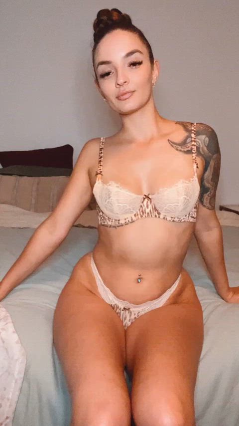 boobs lingerie shaking tattoo tease teasing white girl hot-girls-with-tattoos onlyfans-creators