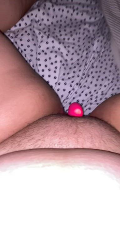 Chubby Clit Girls Hairy Pussy Masturbating Squirt Teen Vibrator clip