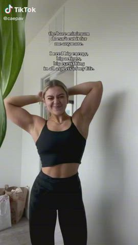 Fitness Muscular Girl TikTok clip