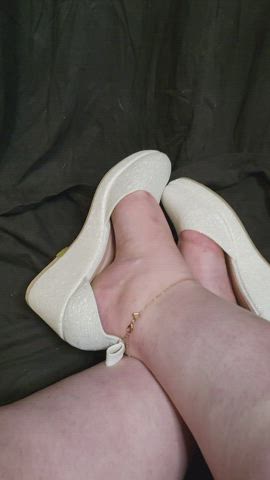 Any Fat Feet Lovers?
