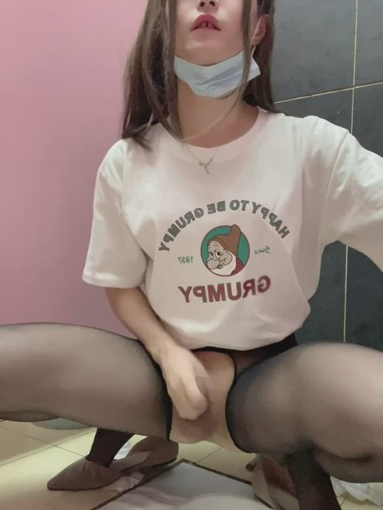 Asian Cumshot in a public bathroom (amazing load)