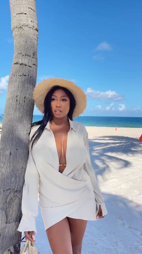 beach big tits bikini black cleavage non-nude tiktok tits tik-tok clip