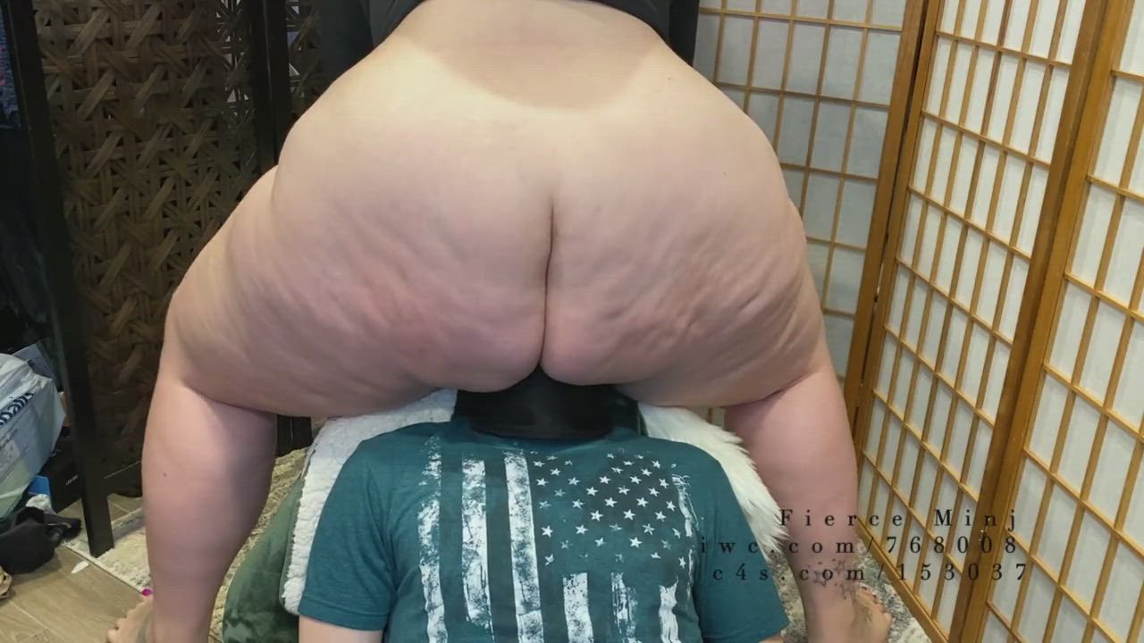 Big Ass Chubby Face Sitting Facesitting Femdom Smother clip