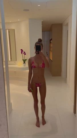 ass bikini celebrity cleavage legs model natural tits nina agdal small tits clip