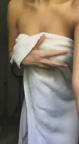 Ass Brunette Fitness Perky Tight Towel clip