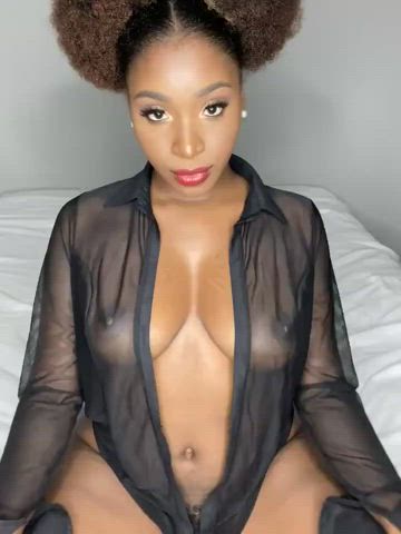 Ebony Flashing Tits clip