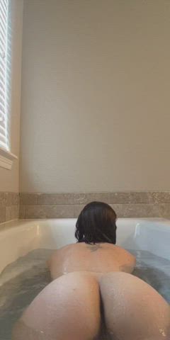 bathtub petite pussy amateur-girls legal-teens clip
