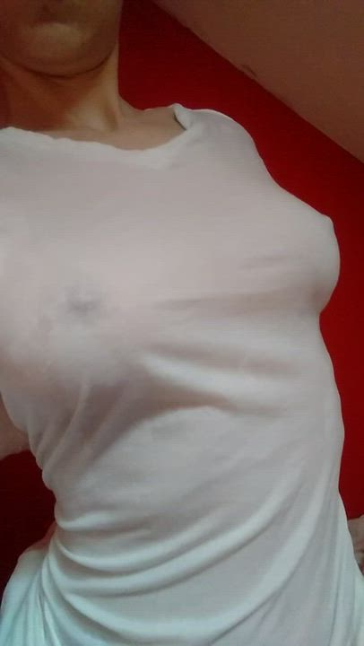 For a good beginning of the week :D White t-shirt!