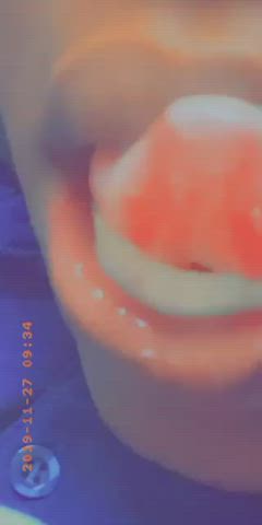 ebony horny lips clip