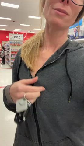 Just another Target run for this MILF 💁🏼‍♀️