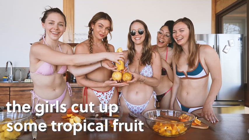 Cutting up tropical fruit in Costa Rica