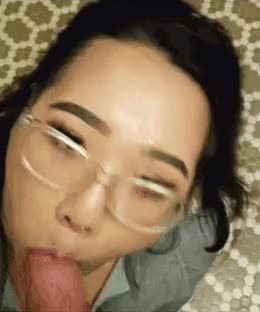 5NFNJU4ADC9MF who-is-this--full-video-of-asian-woman-blowjob-cum-facial-glasses-gray-top