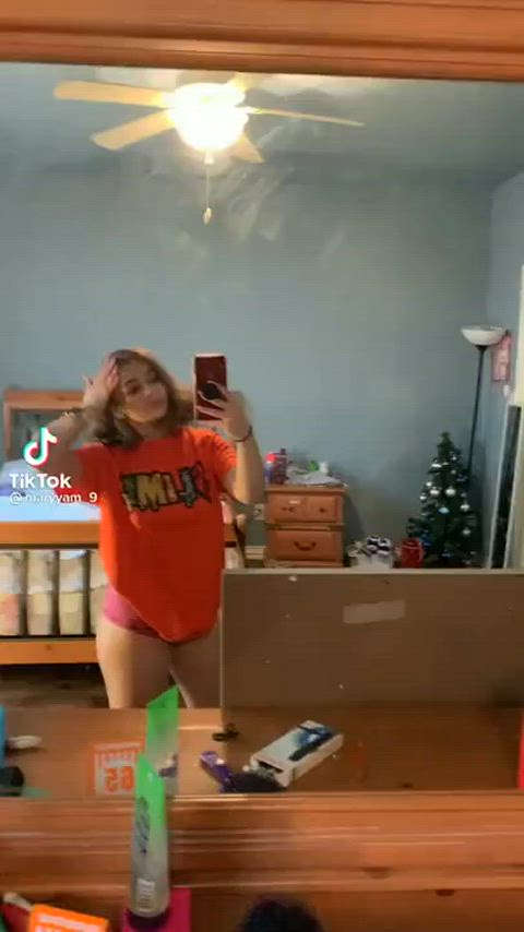 boobs cute dancing girls homemade pretty smile teasing teen tiktok clip