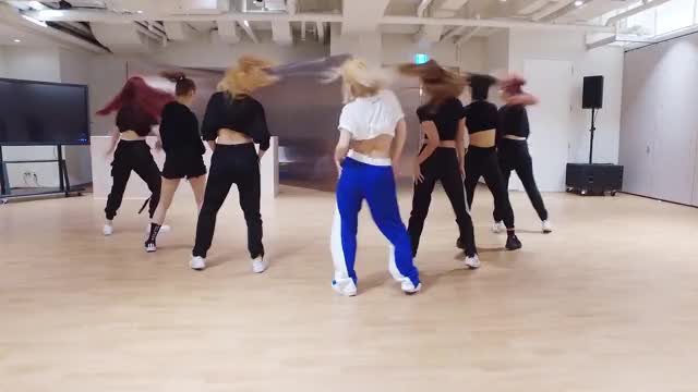 HYO & 3LAU 'Punk Right Now' Dance Practice