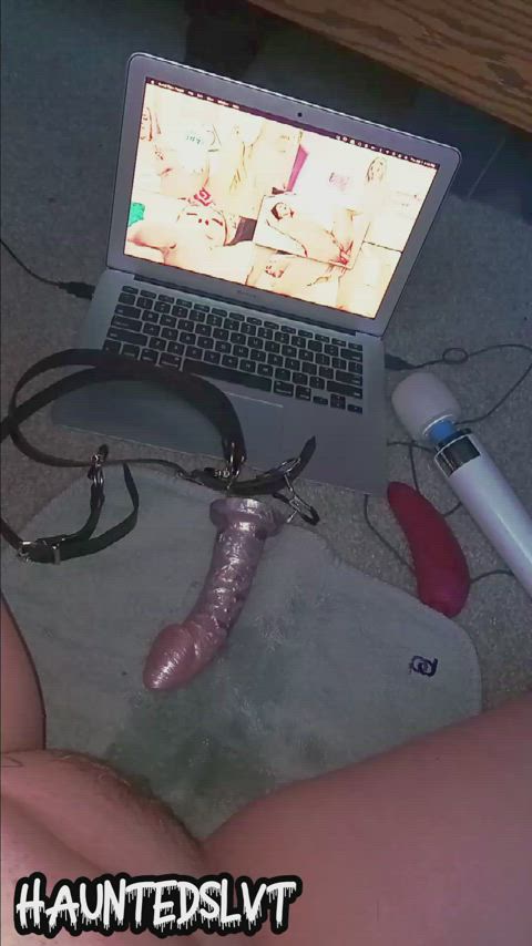 Porn is life. I wish you all could goon with me 🥵