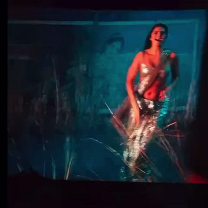 Dancing Indian Katrina Kaif clip