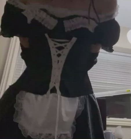 Would you like me as your personal maid~?