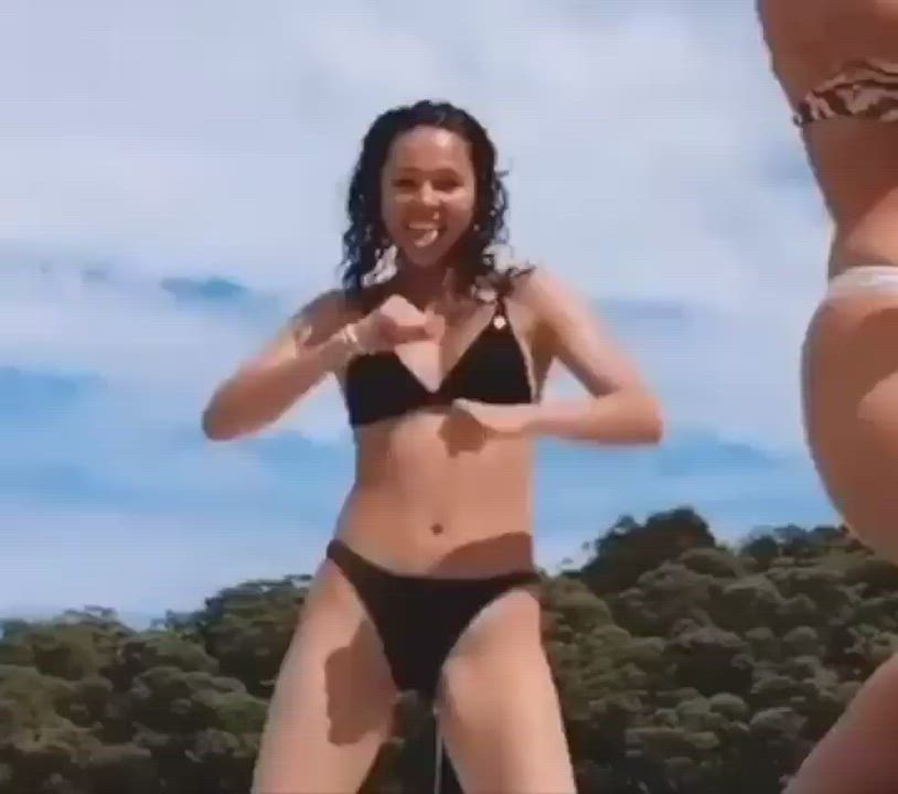 Bikini Dancing Happy Ending clip