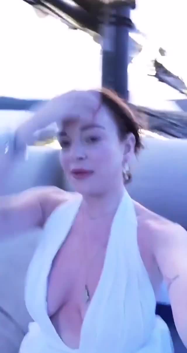 Lindsay Lohan and Her Sister on a Boat Jan 22