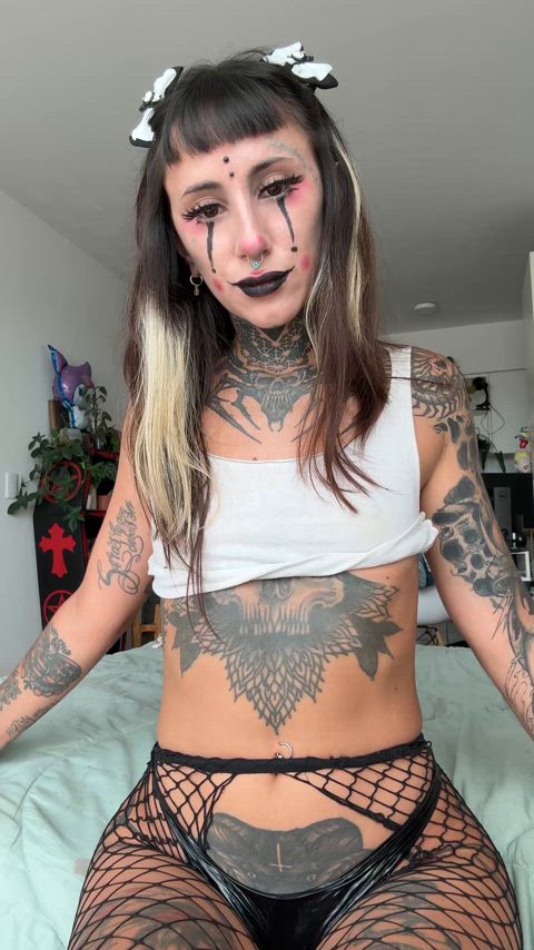 ahegao amateur boobs clown clown girl fetish saliva spit tits amateur-girls goth-girls