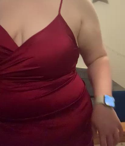 Did you see it? 😉 I feel so sexy in this dress