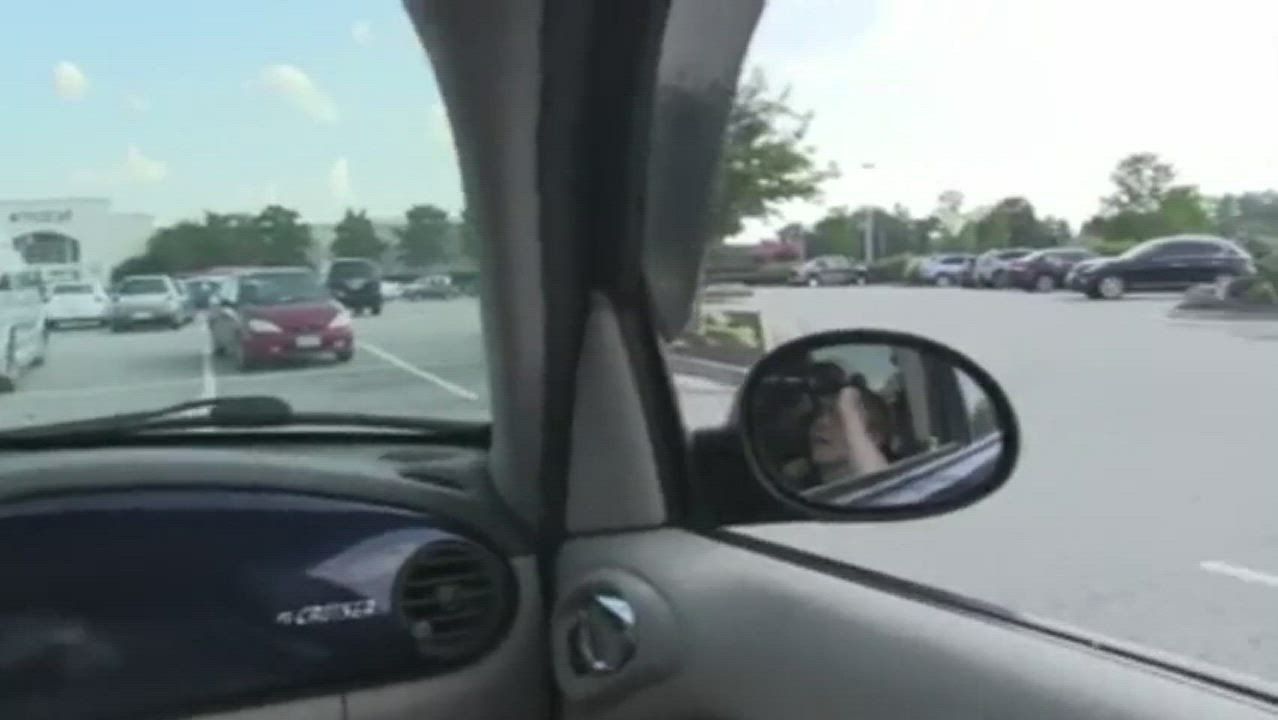 Blowjob Car Loop clip