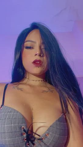 camgirl colombian latina natural tits piercing riding small tits tattoo tits clip