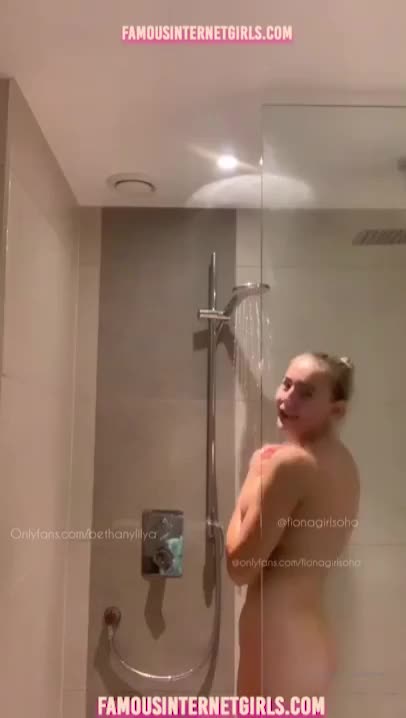 Bethany Lily April Nude Lesbian Shower Onlyfans Video Leaked - NUDES7
