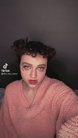 Cute Dom TikTok clip