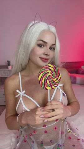 barely legal blonde teen clip