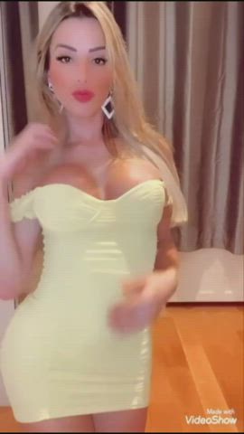 Big Tits Blonde Trans clip