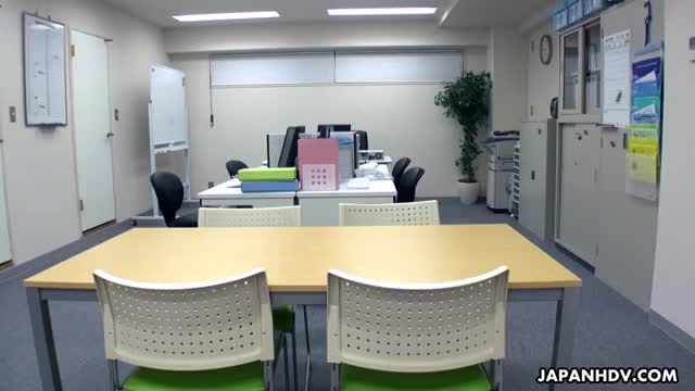 xxxnine.com - Japan HDV - Sex Toy Comes Out In the Office (HD)