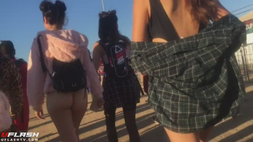 Nice butt at festival