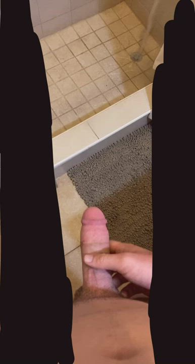 Super relaxing shower piss from my semi hard dick. DMs open!