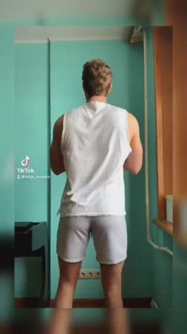 Exposed Gay TikTok Workout clip
