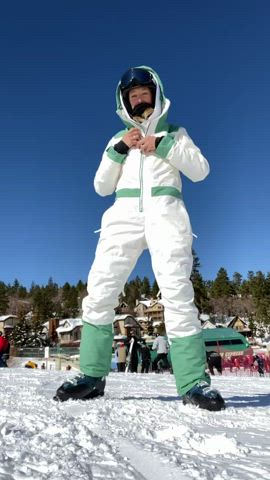 I’m a sneaky lil ski bunny