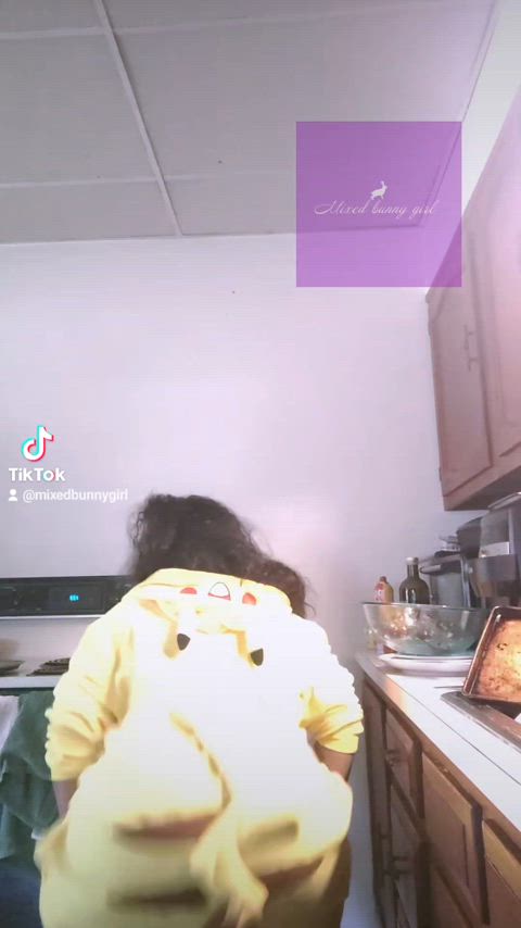 ass booty ebony nsfw nerd onlyfans tiktok clip